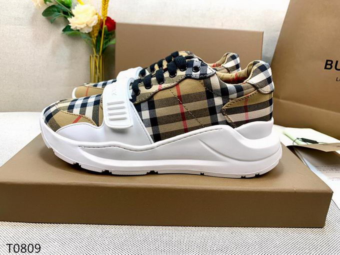 Burberry Low Cut Shoes Wmns ID:20230414-100